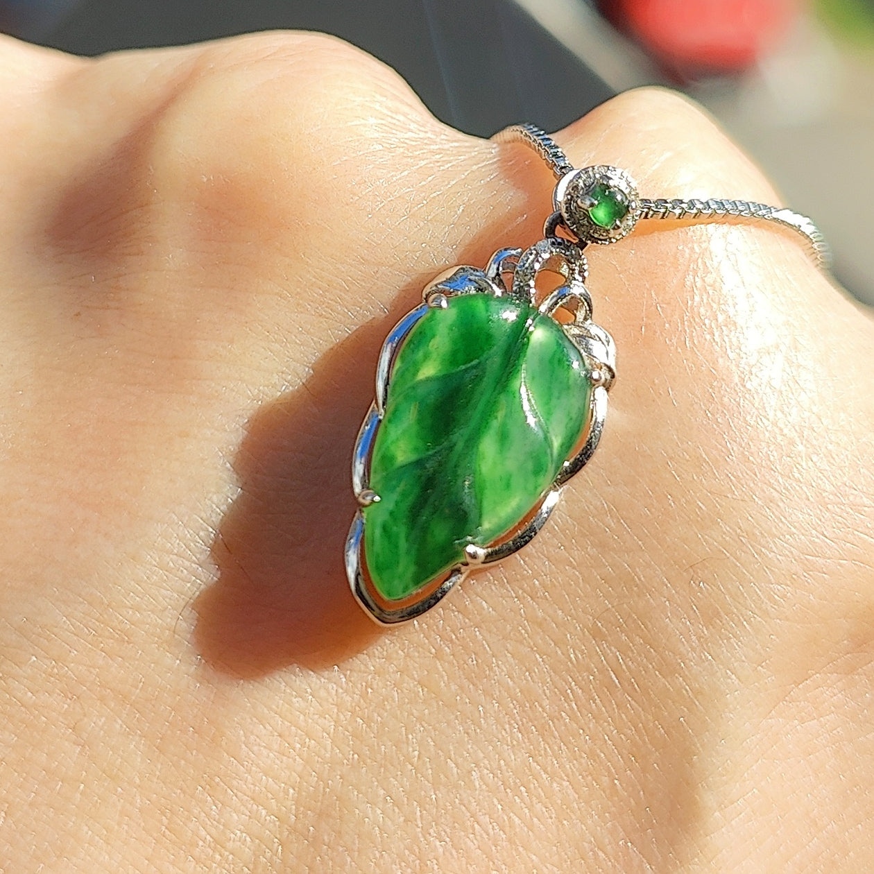 Type A Icy Jade Jadeite Leaf with 18k Gold and natural diamond Pendant